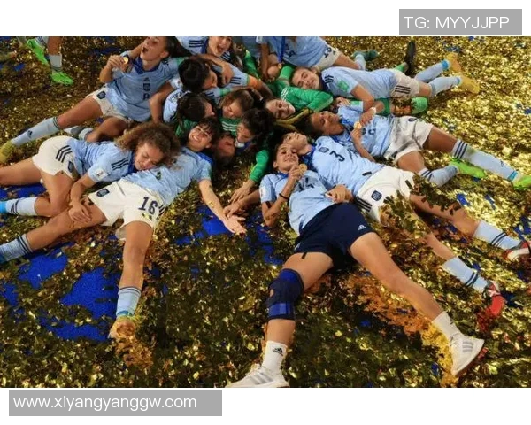 印度裔足球明星在女足赛场上的精彩瞬间与风采展示